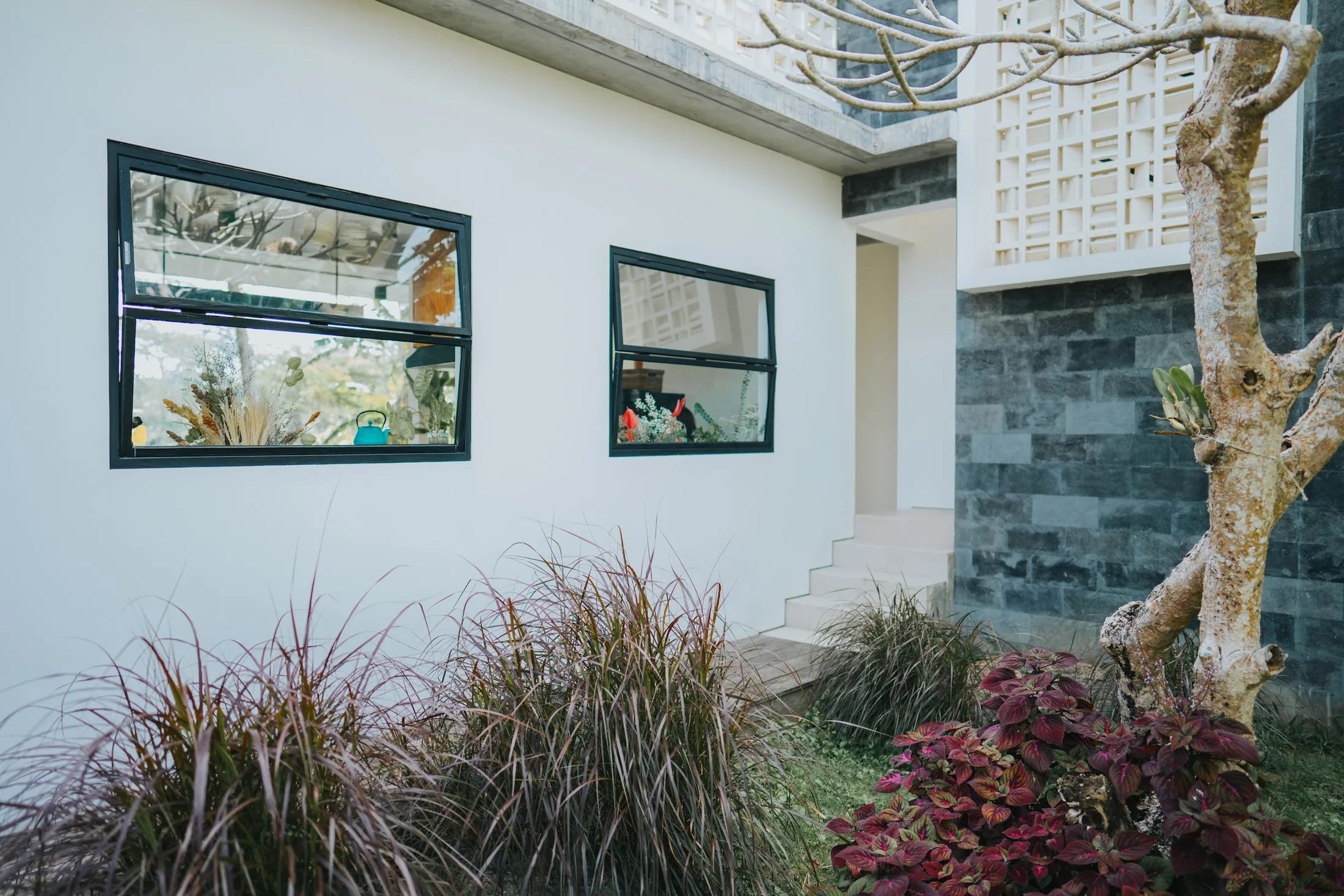 Open living villa